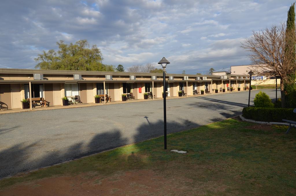 Warwick Motor Inn Luaran gambar